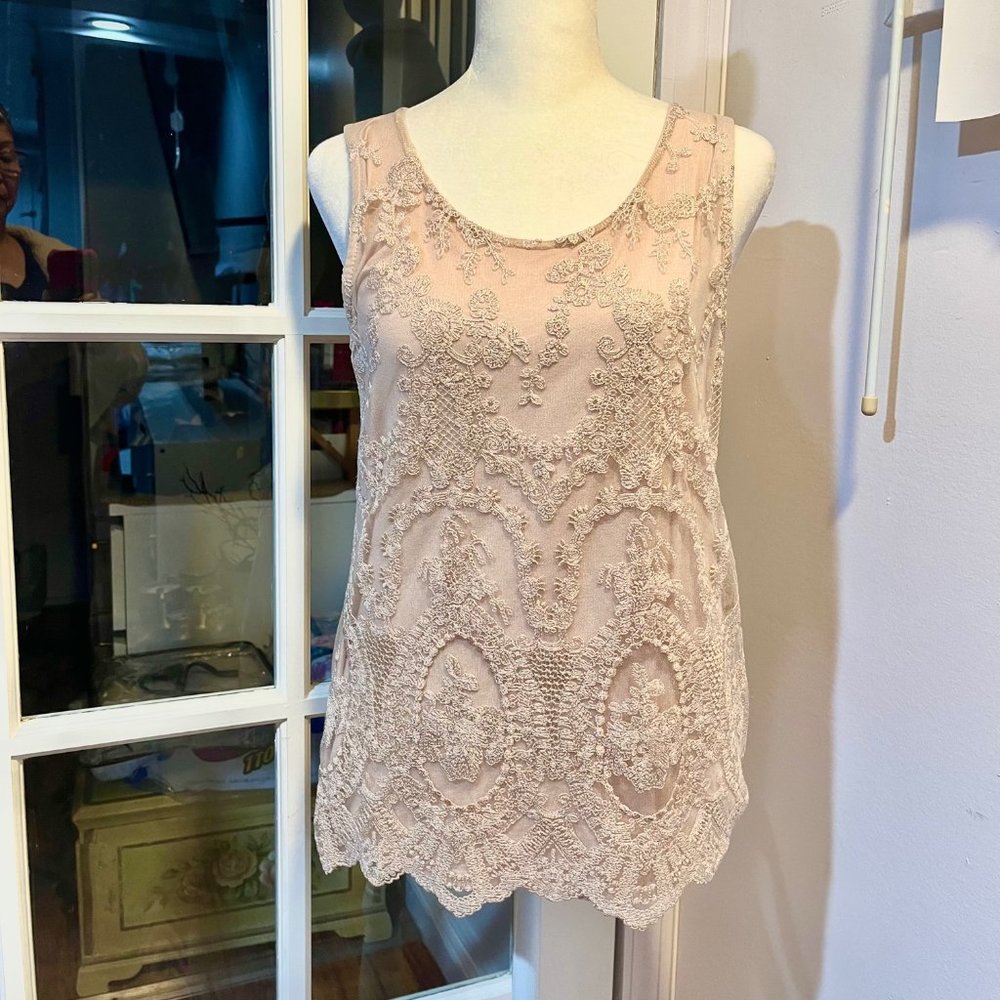 Taupe Embroidered Top Sz S euc
